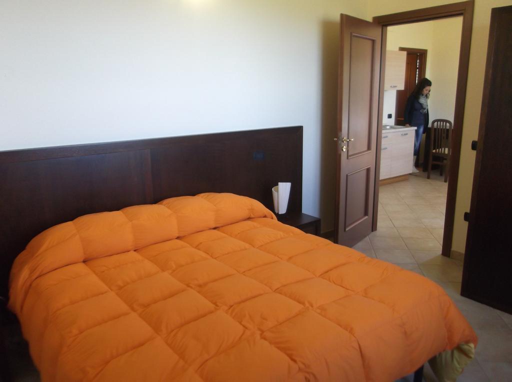 Red Hotel Sant'Elia Sant'Agata di Militello Room photo